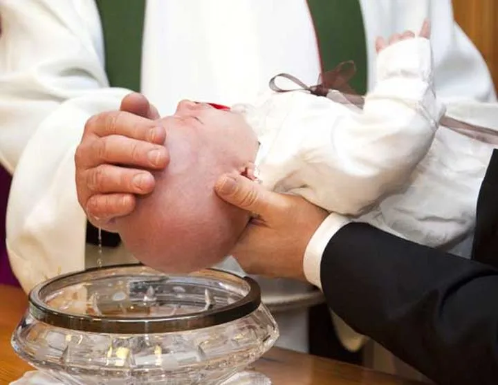 Stylowe porady: jak ubrać dziecko do chrztu, by wyglądało wyjątkowo