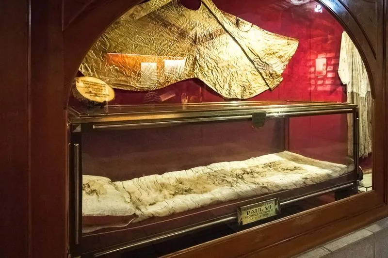 Tajemnice świętych, którzy leczą - historie cudów i nadziei