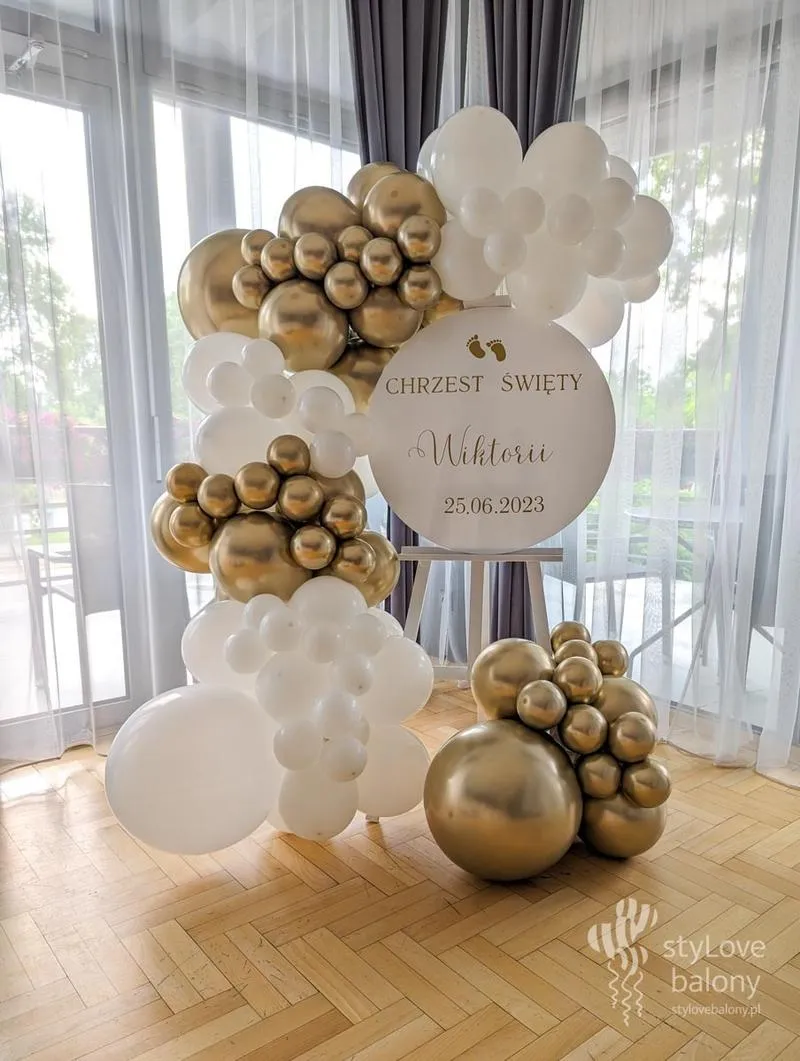 Dekoracje sali na chrzest